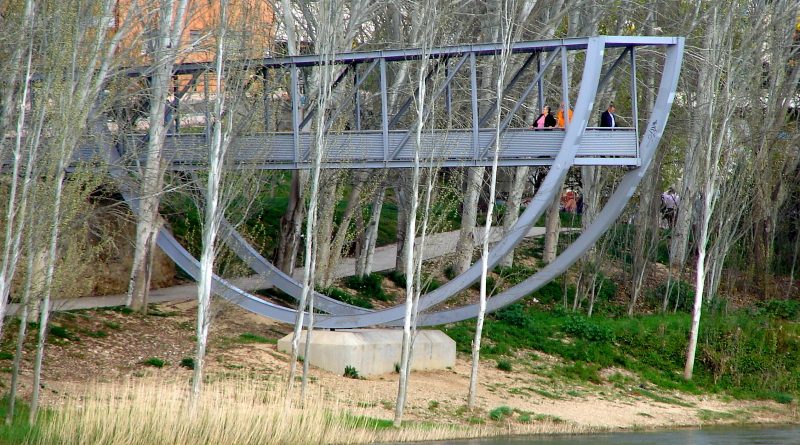 Puente de tablas