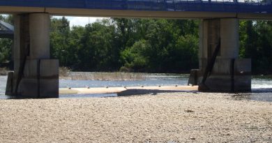 El Azud del Ebro de nuevo abajo.