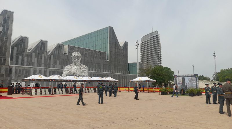 La Guardia Civil conmemora el 180 aniversario de su fundación en la zona Expo